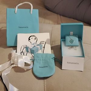 TIFFANY PENDANT
